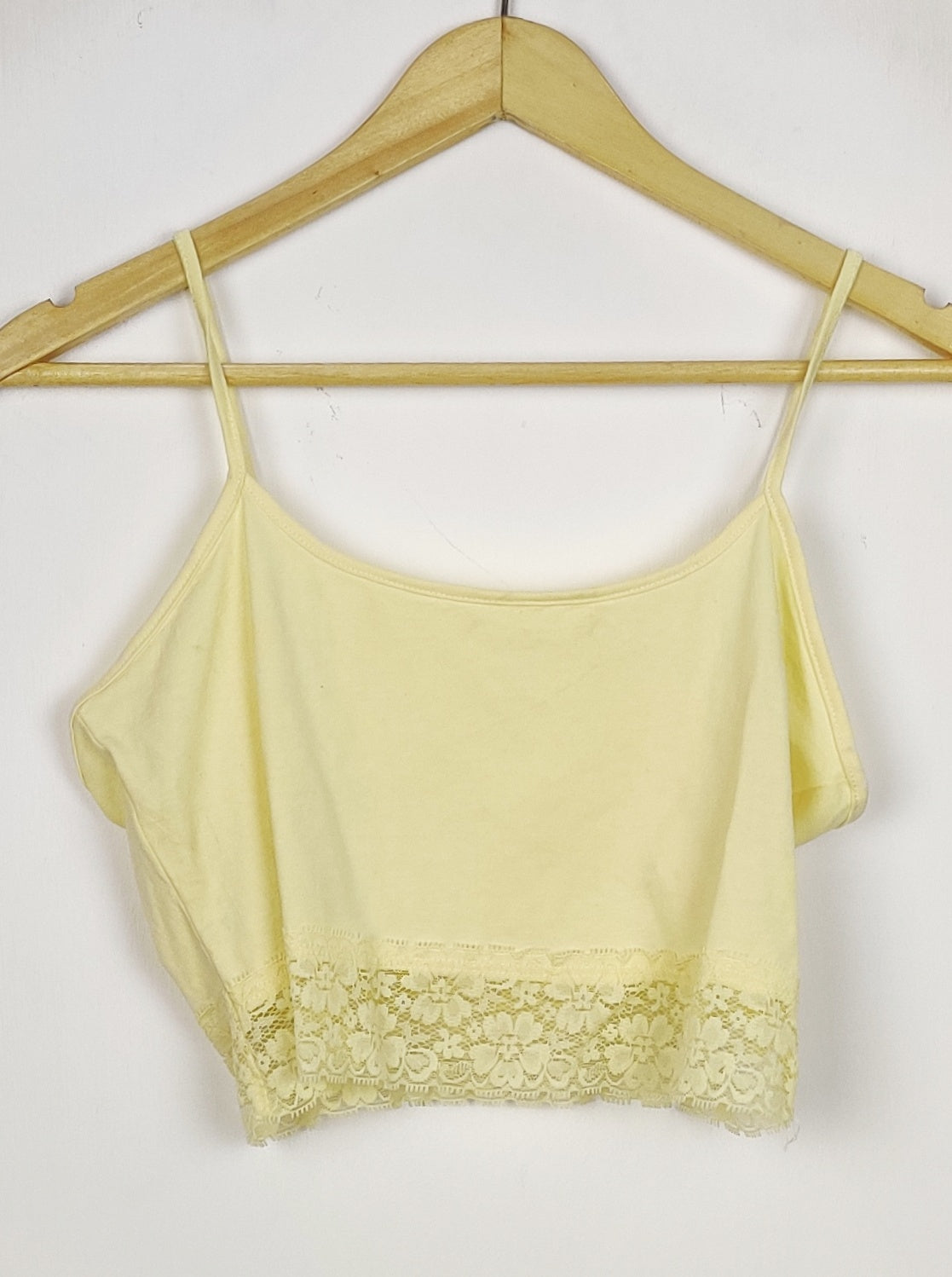 Buy online pre-used pre-loved 100% authentic & Original branded Love To Lounge (NL-2860) available in Pakistan. Top international brands avilable.