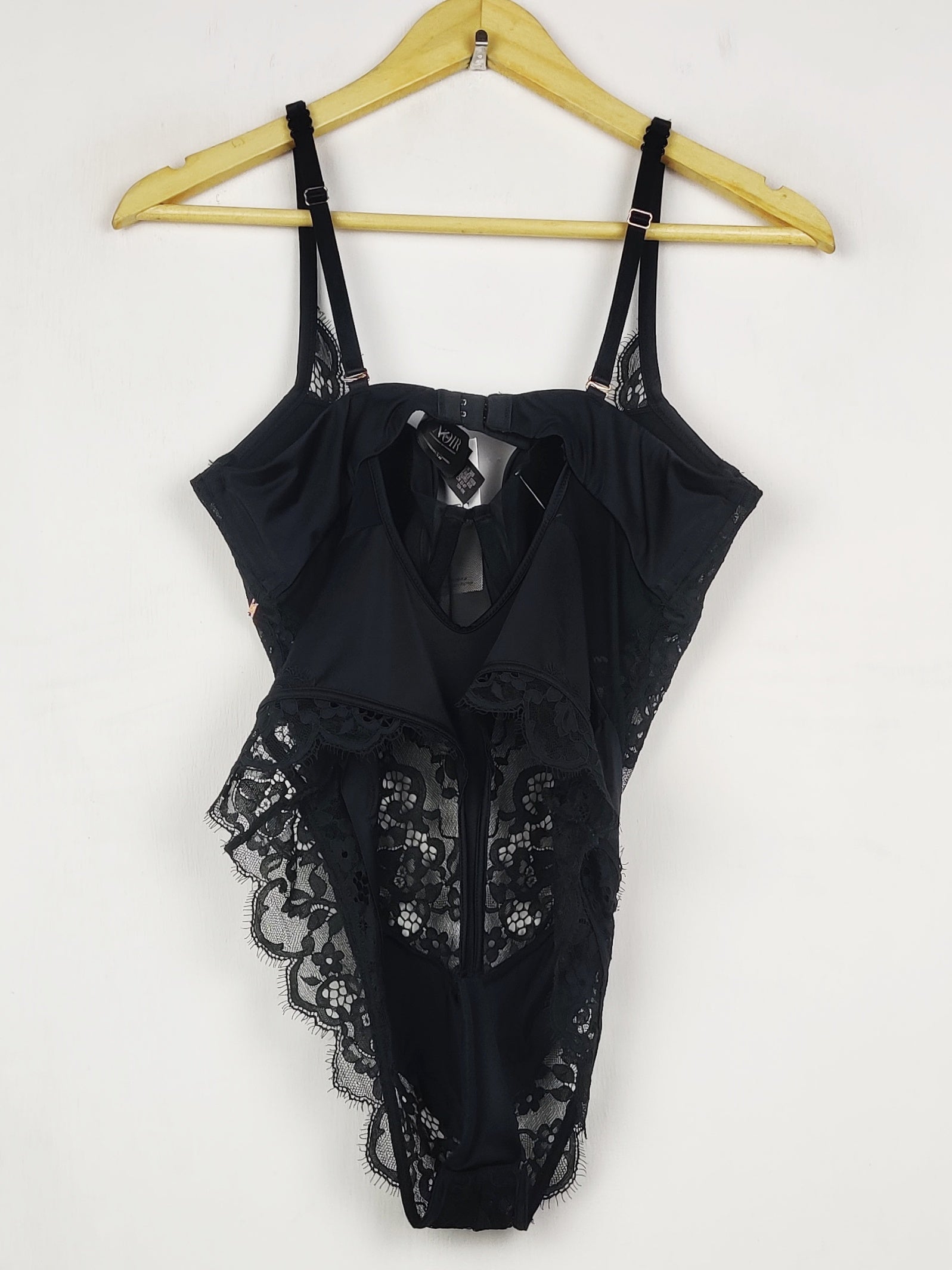 Noir (NL-2872)