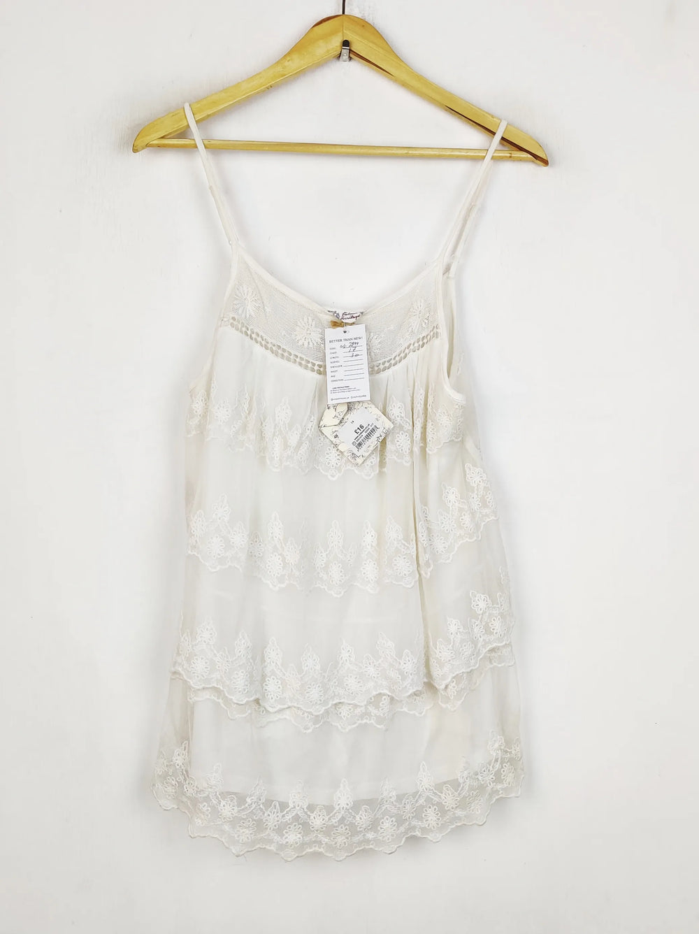 Buy online pre-used pre-loved 100% authentic & Original branded Falmer Heritage (NL-2899) available in Pakistan. Top international brands avilable.