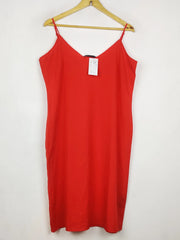 Buy online pre-used pre-loved 100% authentic & Original branded Marks & Spencer (NL-2920) available in Pakistan. Top international brands avilable.
