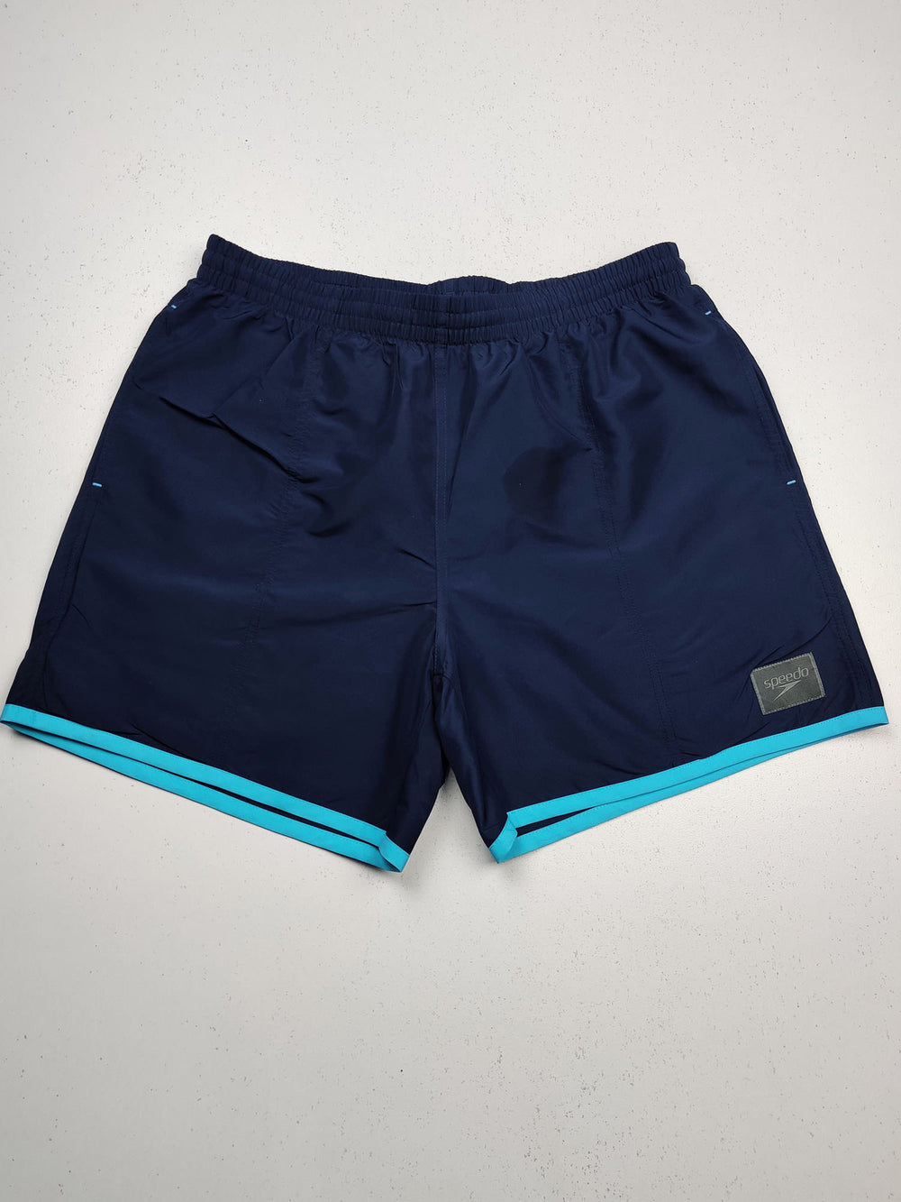 Buy online pre-used pre-loved 100% authentic & Original branded Speedo (NL-345) available in Pakistan. Top international brands avilable.