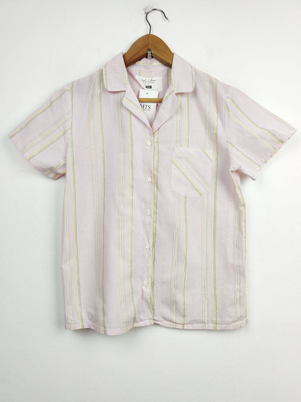 Buy online pre-used pre-loved 100% authentic & Original branded F&F (NL-591) available in Pakistan. Top international brands avilable.