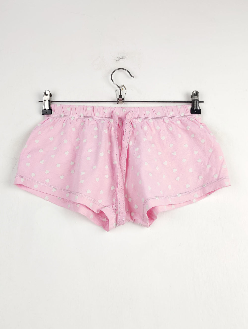 Buy online pre-used pre-loved 100% authentic & Original branded Love To Lounge (NL-697) available in Pakistan. Top international brands avilable.