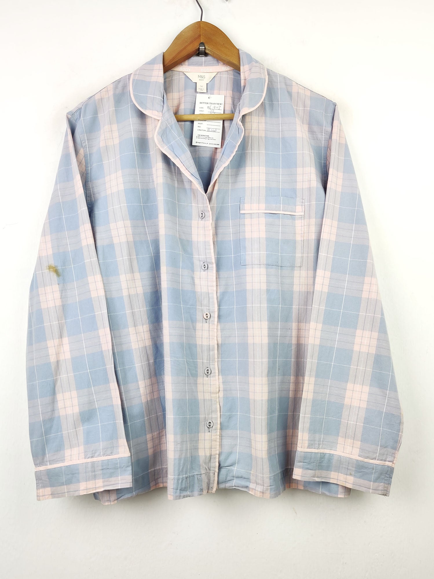 Buy online pre-used pre-loved 100% authentic & Original branded River Island (NL-903) available in Pakistan. Top international brands avilable.