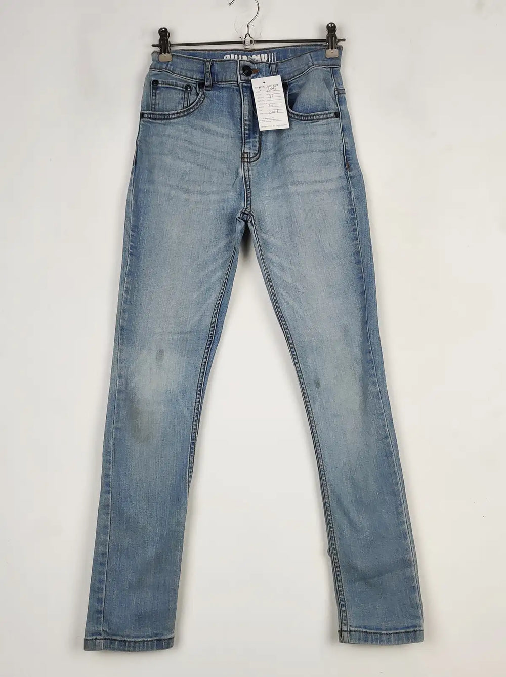 Buy online pre-used pre-loved 100% authentic & Original branded Tu (P-205) available in Pakistan. Top international brands avilable.