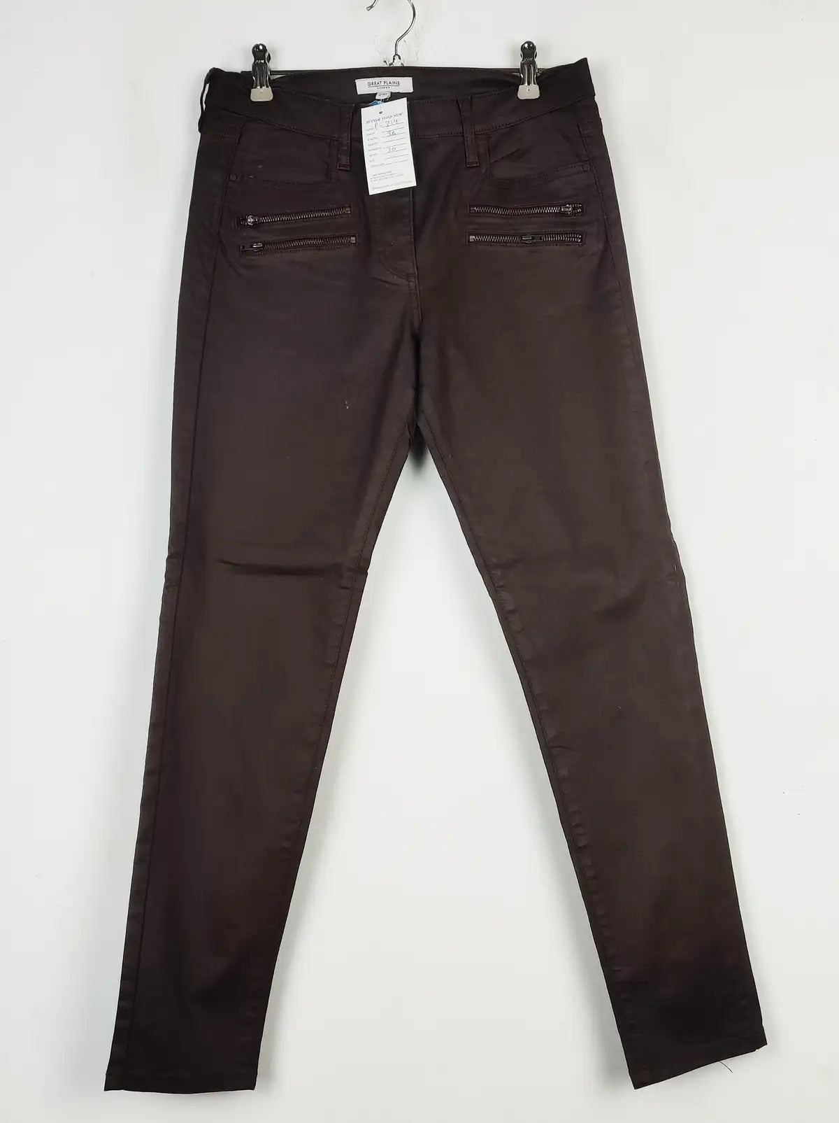 Buy online pre-used pre-loved 100% authentic & Original branded Greater Plains (P-214) available in Pakistan. Top international brands avilable.