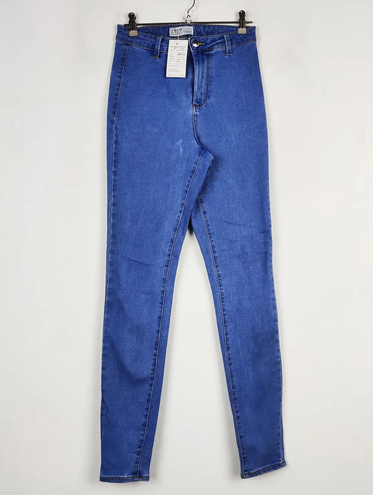 Buy online pre-used pre-loved 100% authentic & Original branded Primark (P-215) available in Pakistan. Top international brands avilable.