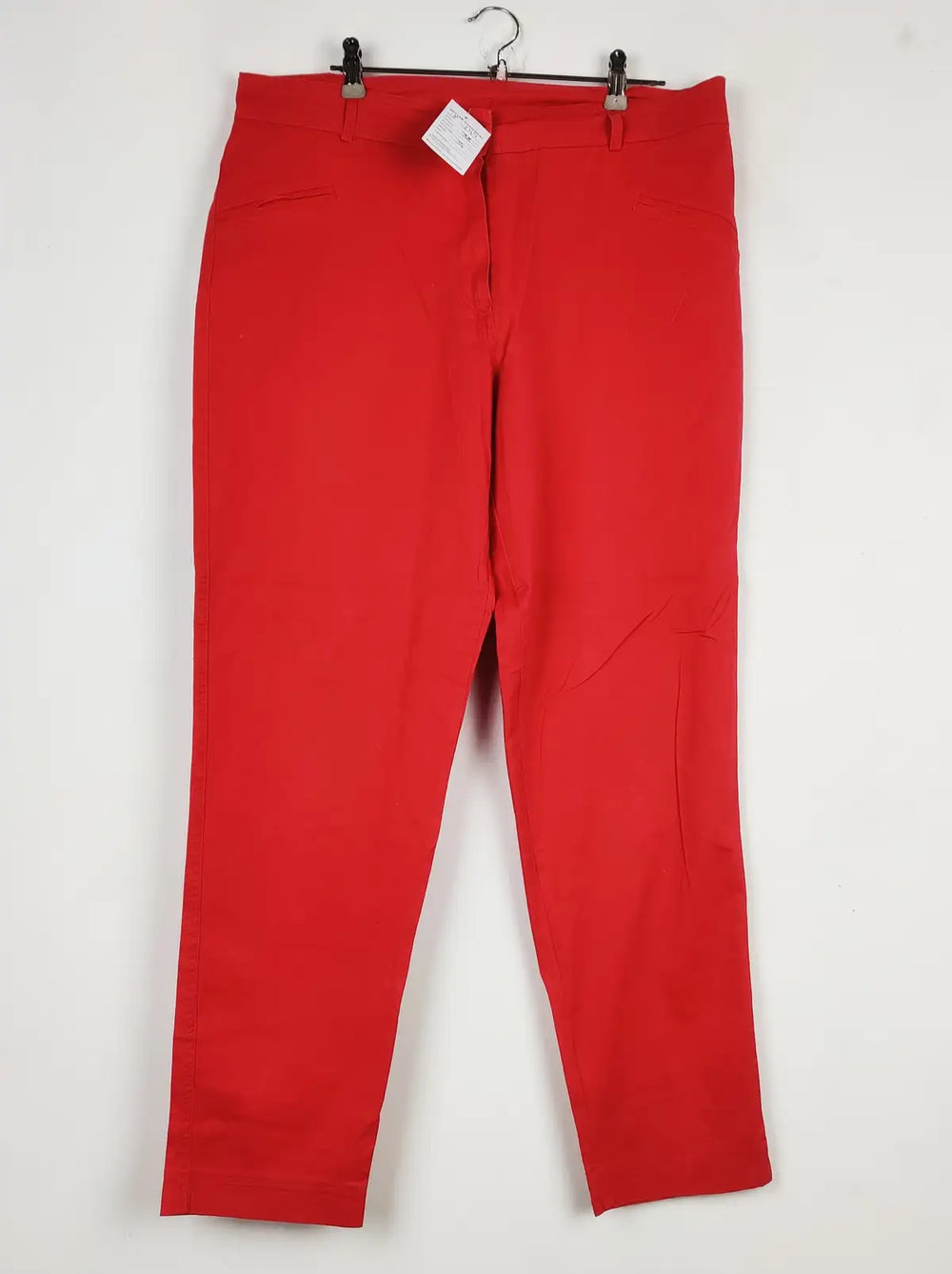 Buy online pre-used pre-loved 100% authentic & Original branded Unknown Brand (P-244) available in Pakistan. Top international brands avilable.