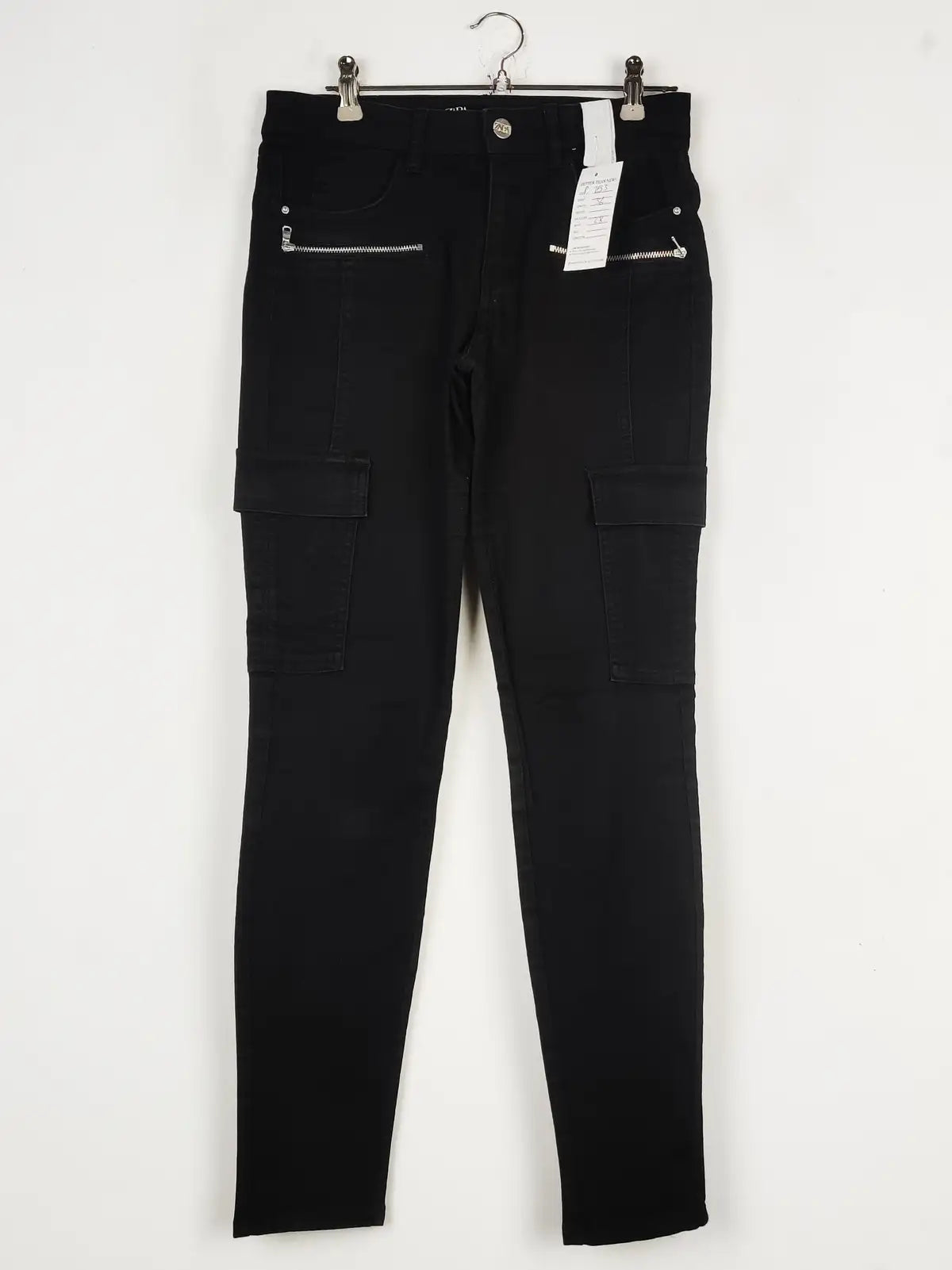 Buy online pre-used pre-loved 100% authentic & Original branded Zara (P-253) available in Pakistan. Top international brands avilable.