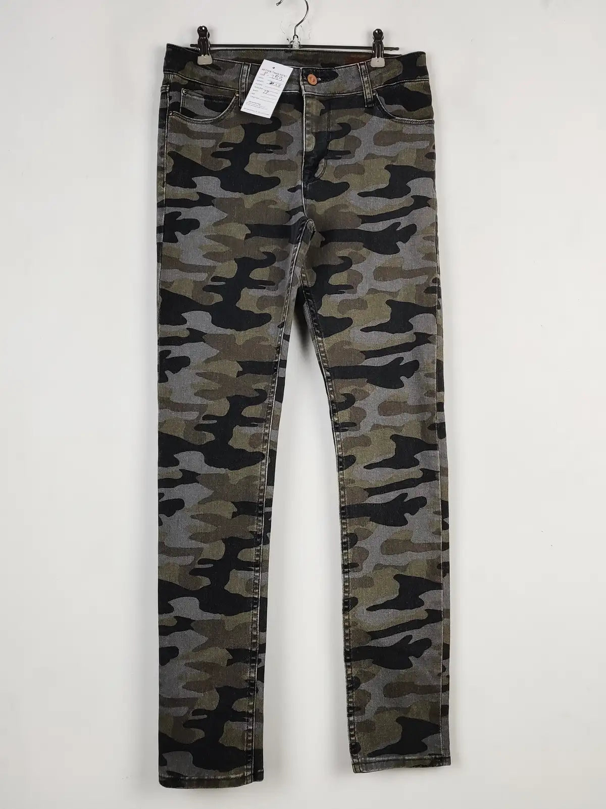 Buy online pre-used pre-loved 100% authentic & Original branded Asos (P-255) available in Pakistan. Top international brands avilable.