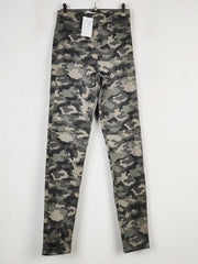 Buy online pre-used pre-loved 100% authentic & Original branded Jeggings (P-274) available in Pakistan. Top international brands avilable.