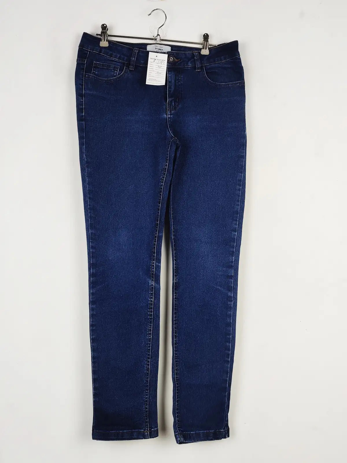Buy online pre-used pre-loved 100% authentic & Original branded New Look (P-297) available in Pakistan. Top international brands avilable.