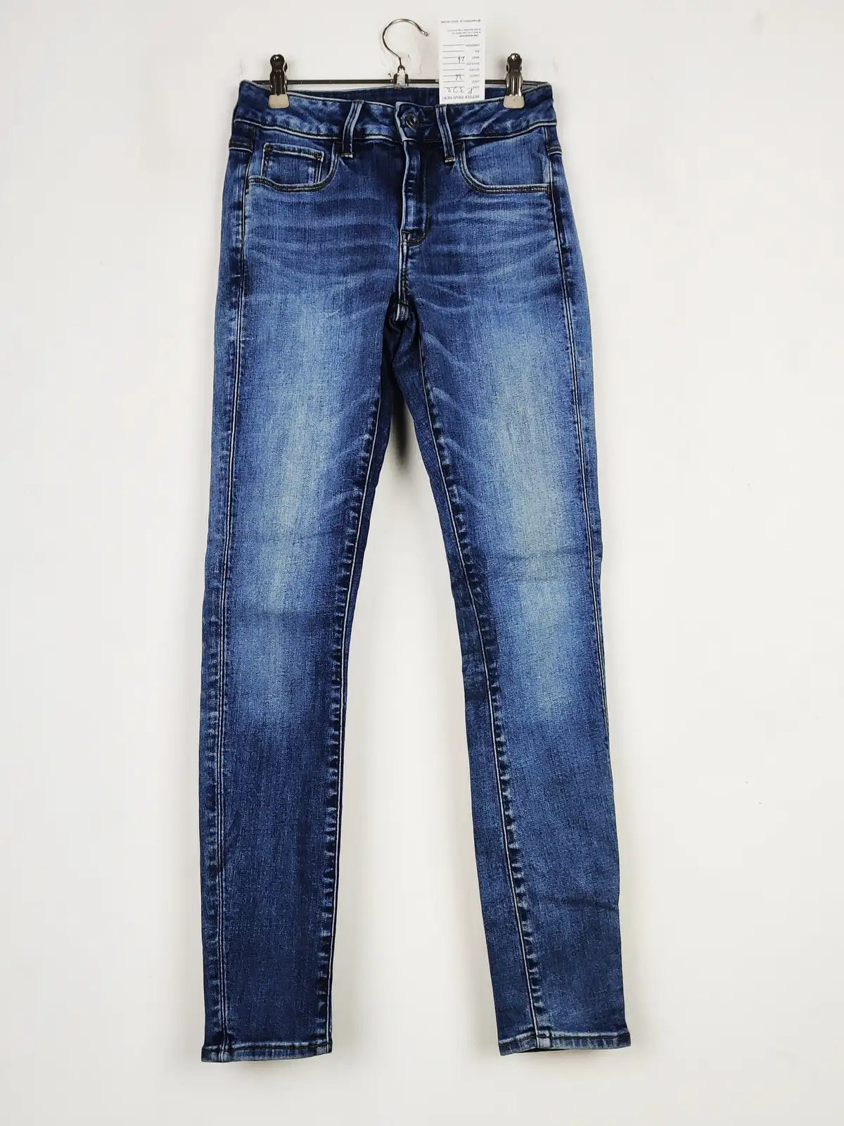 Buy online pre-used pre-loved 100% authentic & Original branded Raw (P-322) available in Pakistan. Top international brands avilable.
