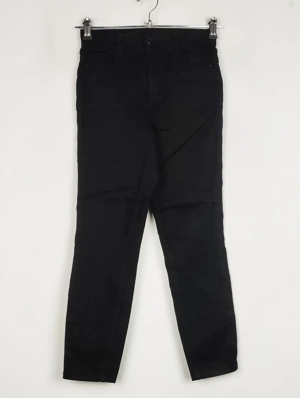 Buy online pre-used pre-loved 100% authentic & Original branded Calzedonia (P-343) available in Pakistan. Top international brands avilable.