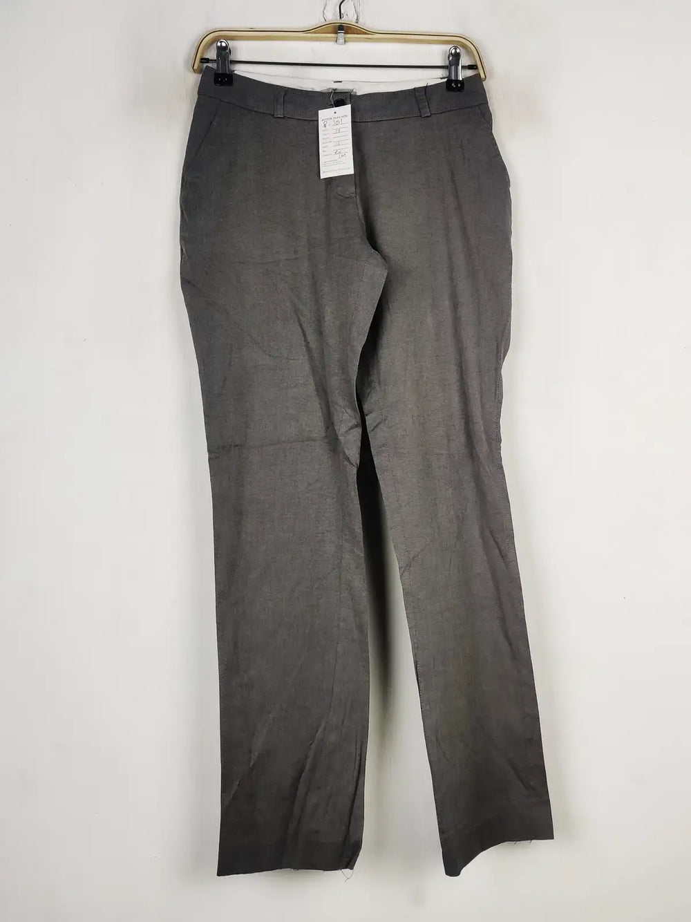 Buy online pre-used pre-loved 100% authentic & Original branded H&M (P-381) available in Pakistan. Top international brands avilable.