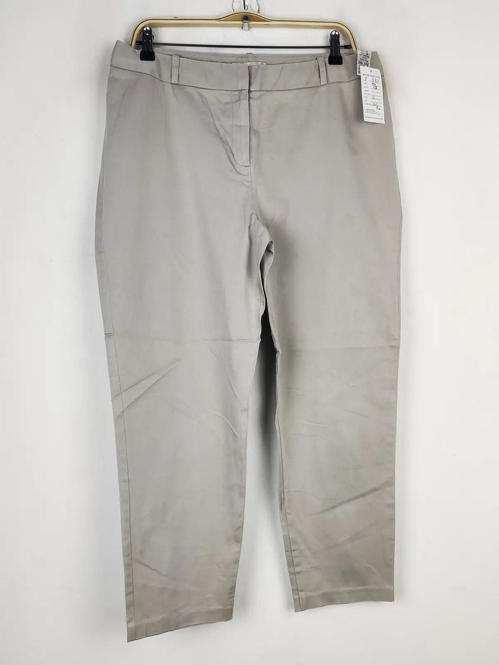 Buy online pre-used pre-loved 100% authentic & Original branded Marks & Spencer (P-386) available in Pakistan. Top international brands avilable.