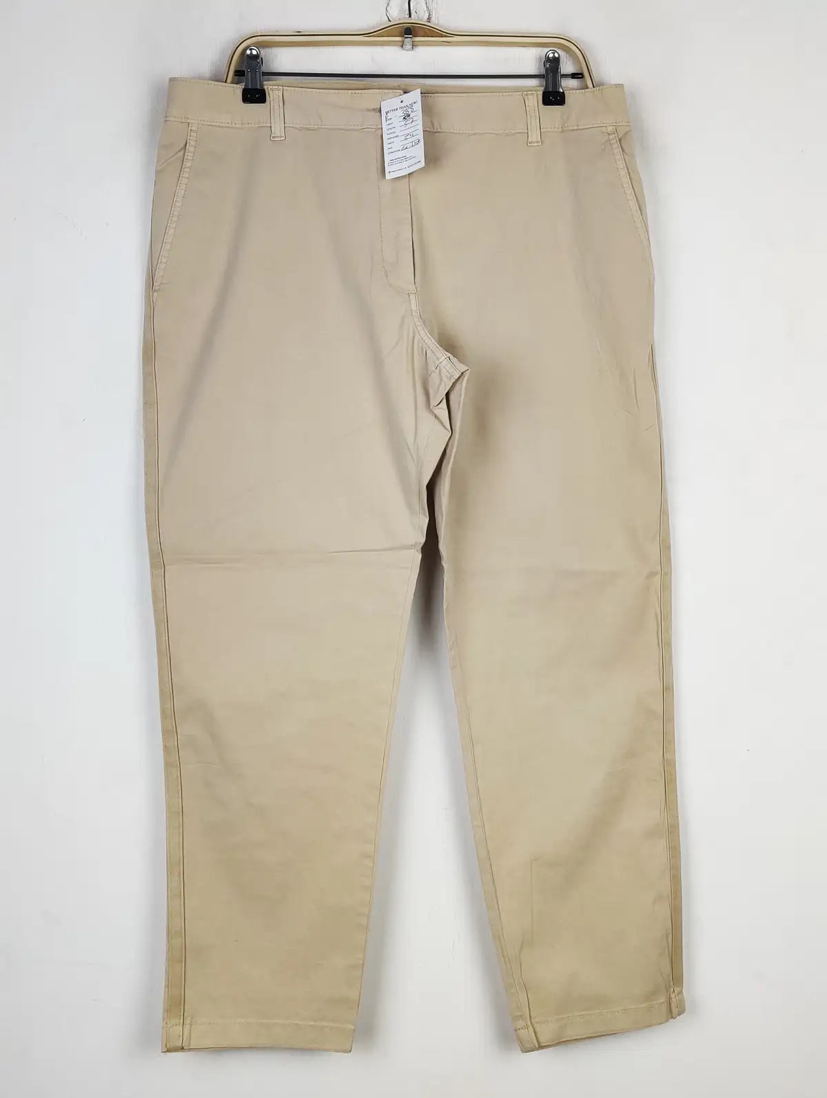 Buy online pre-used pre-loved 100% authentic & Original branded Marks & Spencer (P-388) available in Pakistan. Top international brands avilable.