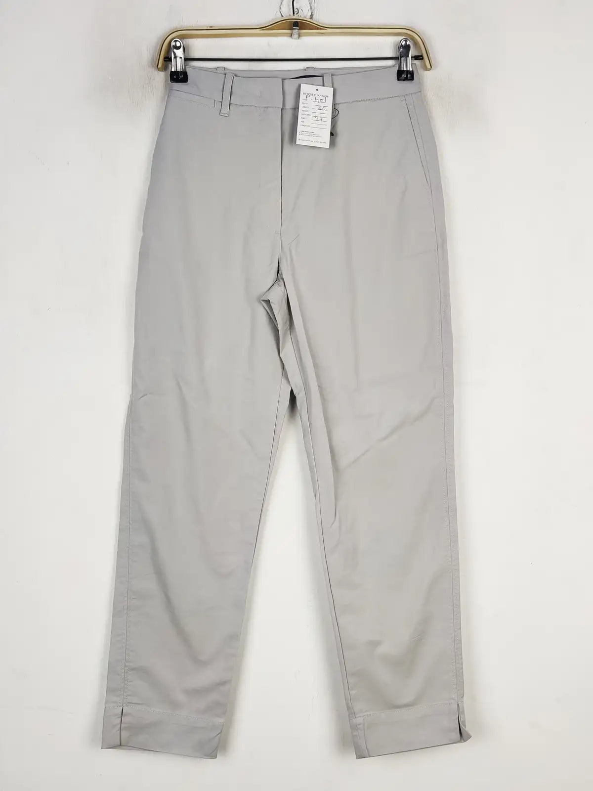 Buy online pre-used pre-loved 100% authentic & Original branded Marks & Spencer (P-401) available in Pakistan. Top international brands avilable.