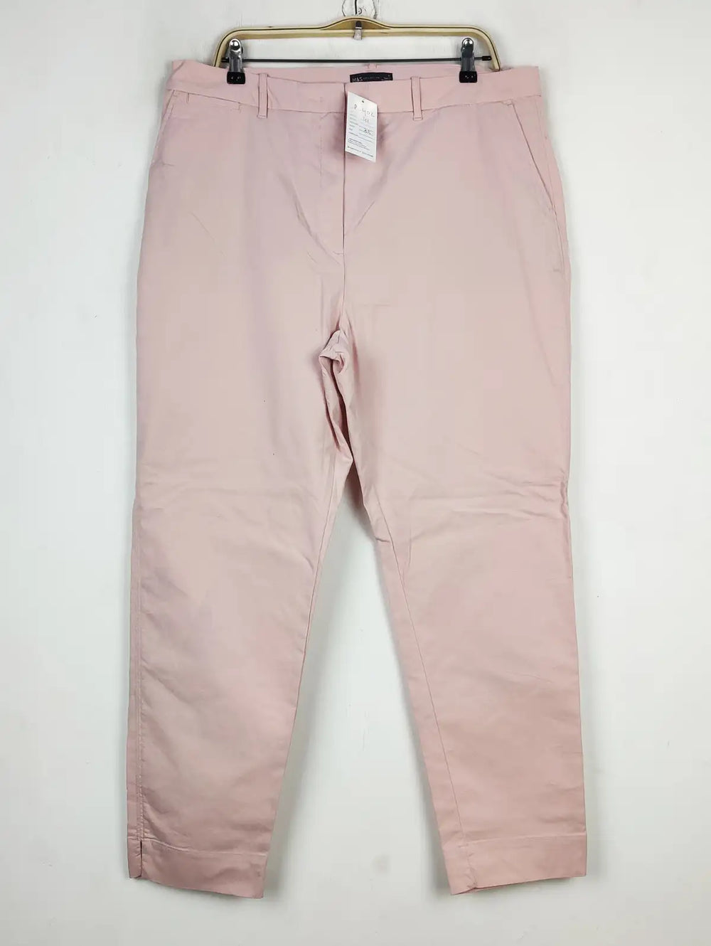 Buy online pre-used pre-loved 100% authentic & Original branded Marks & Spencer (P-402) available in Pakistan. Top international brands avilable.