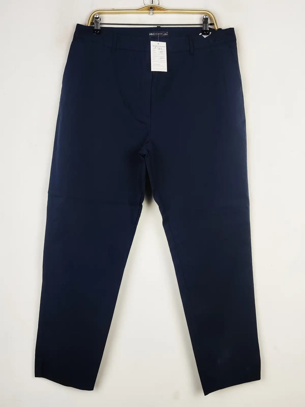 Buy online pre-used pre-loved 100% authentic & Original branded Marks & Spencer (P-413) available in Pakistan. Top international brands avilable.