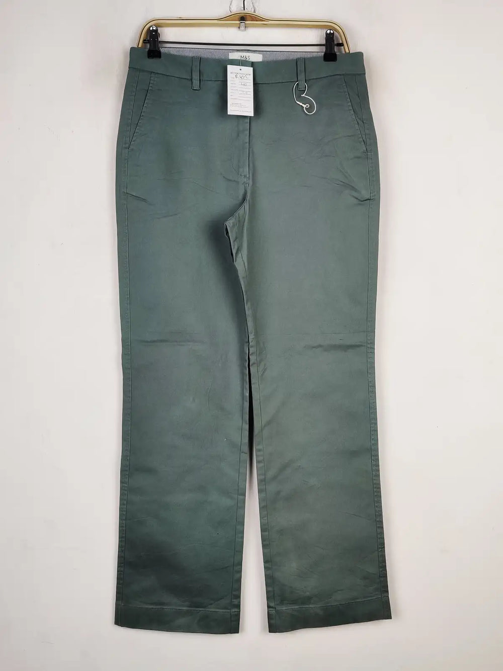 Buy online pre-used pre-loved 100% authentic & Original branded Marks & Spencer (P-422) available in Pakistan. Top international brands avilable.