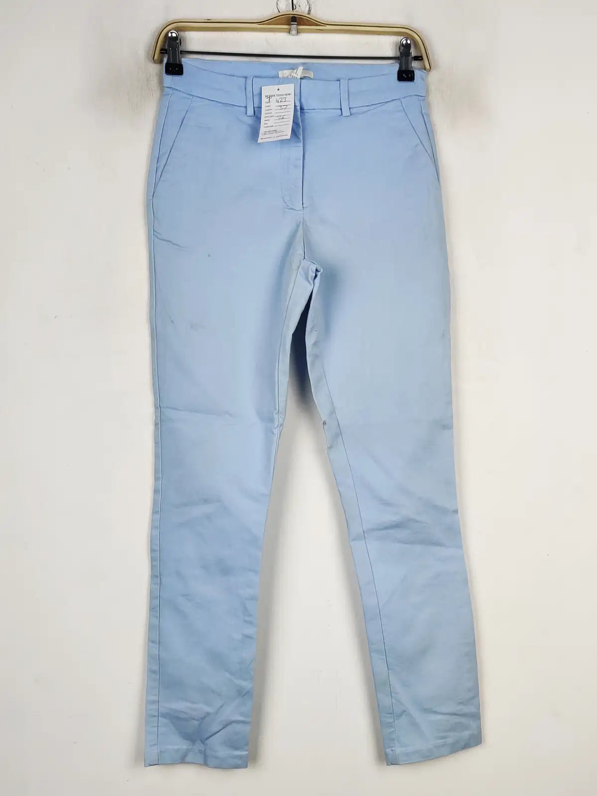 Buy online pre-used pre-loved 100% authentic & Original branded H&M (P-423) available in Pakistan. Top international brands avilable.