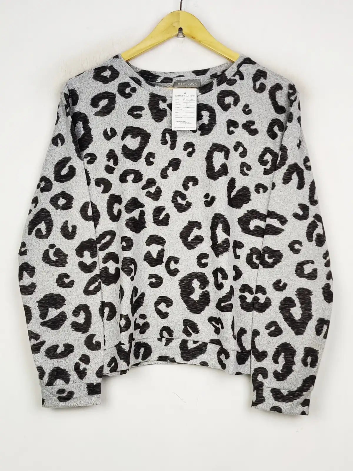 Buy online pre-used pre-loved 100% authentic & Original branded New Look (PJ-1164) available in Pakistan. Top international brands avilable.