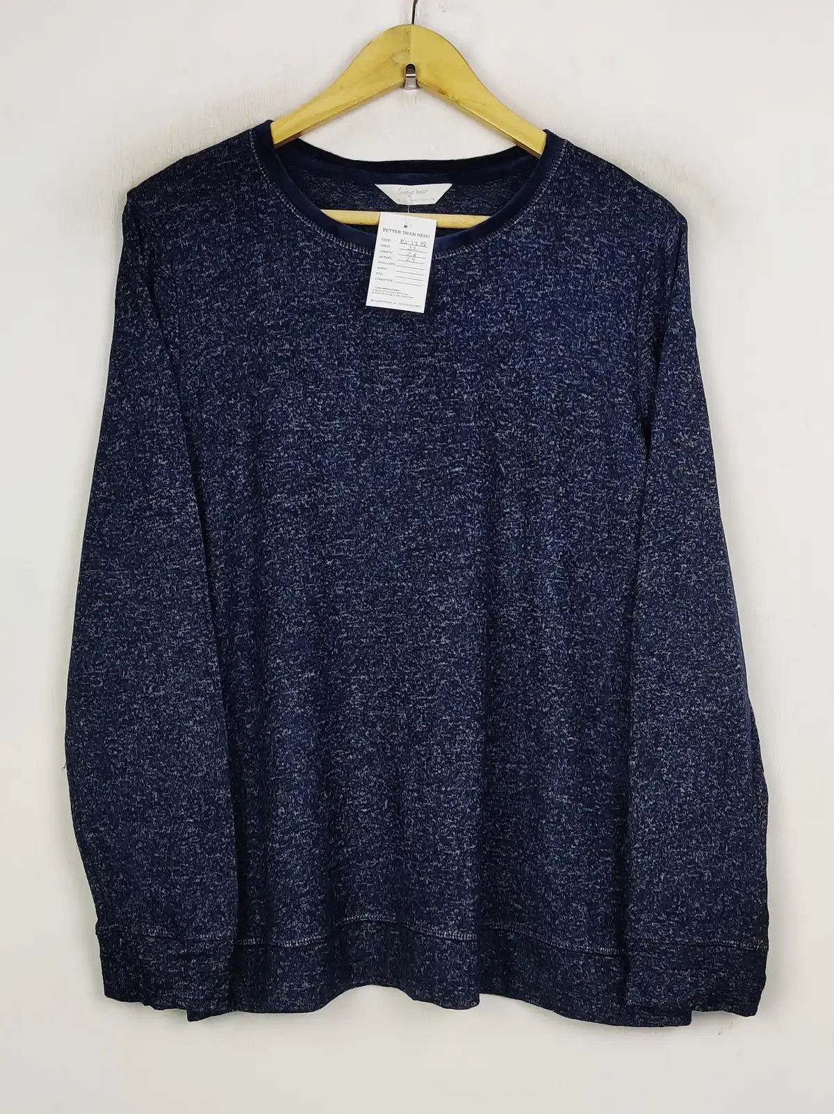 Buy online pre-used pre-loved 100% authentic & Original branded Lounge Wear (PJ-1229) available in Pakistan. Top international brands avilable.