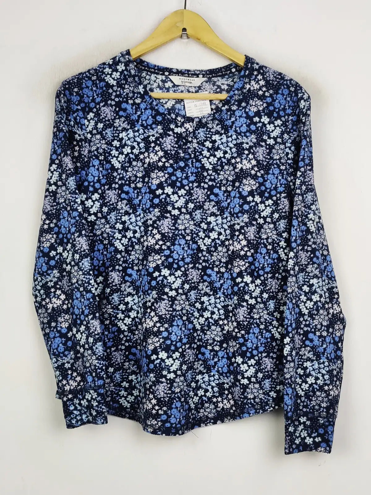 Buy online pre-used pre-loved 100% authentic & Original branded George (PJ-1267) available in Pakistan. Top international brands avilable.