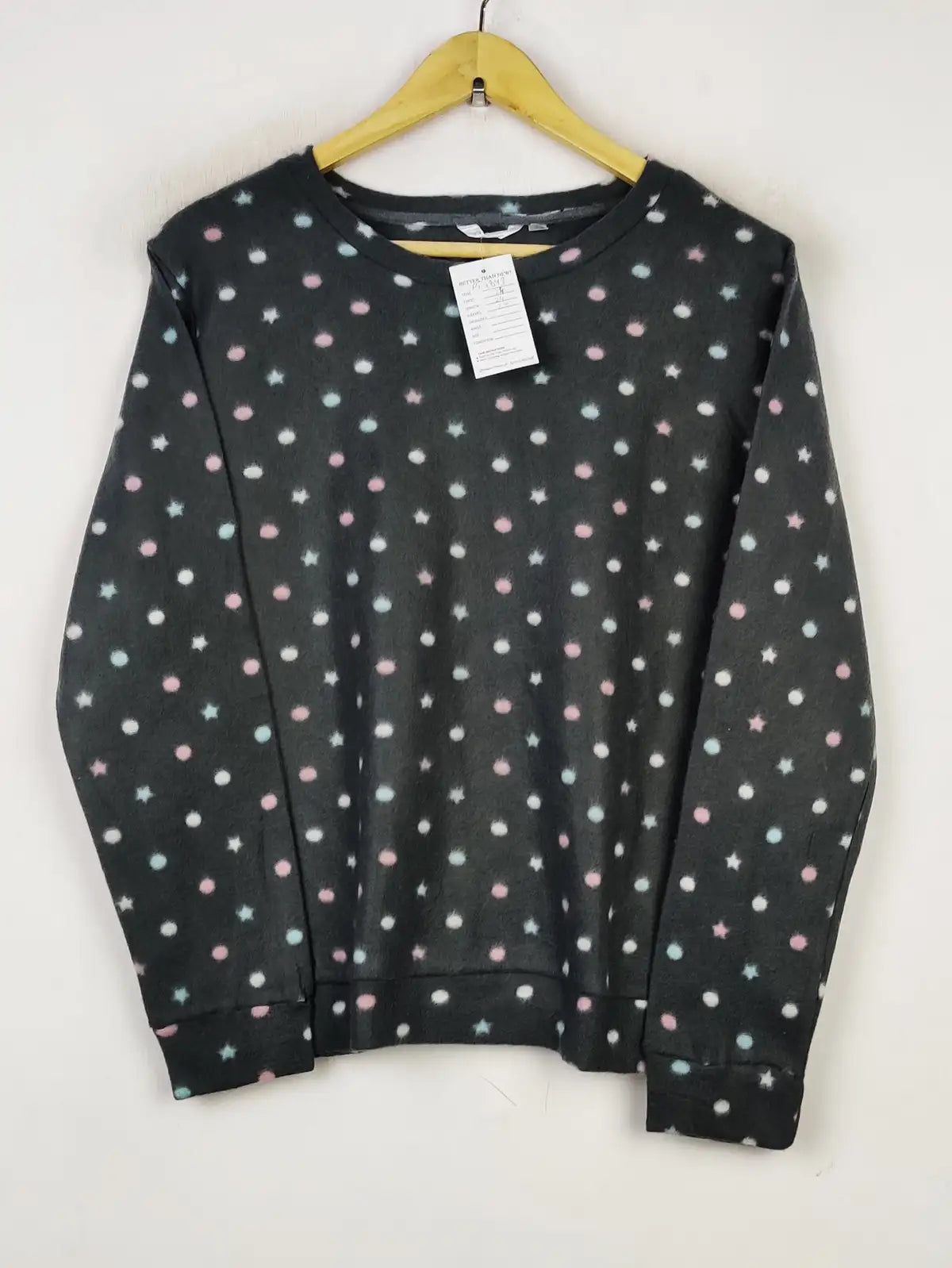 Buy online pre-used pre-loved 100% authentic & Original branded Carisma (PJ-1343) available in Pakistan. Top international brands avilable.