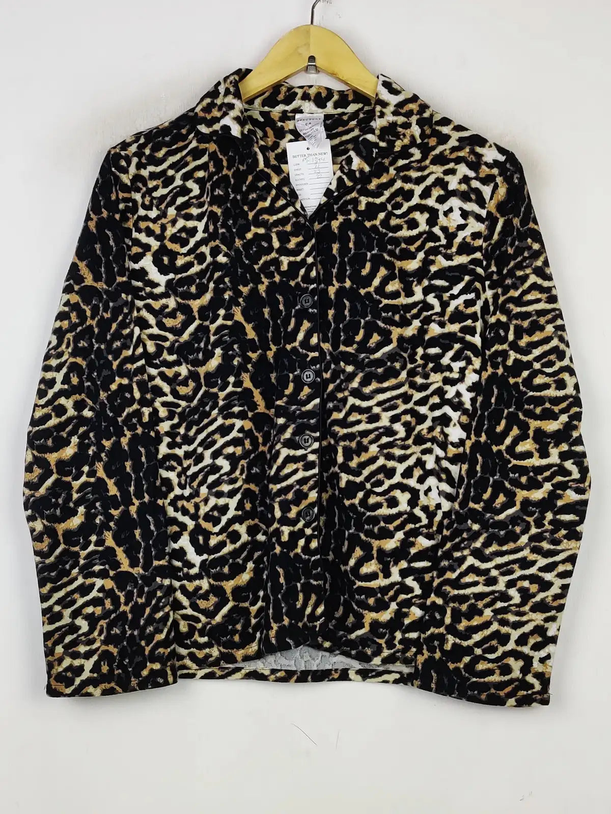 Buy online pre-used pre-loved 100% authentic & Original branded Peacocks (PJ-1344) available in Pakistan. Top international brands avilable.