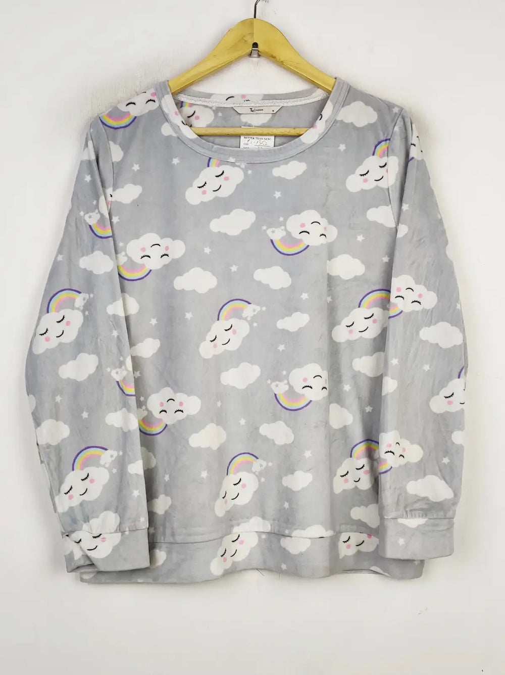 Buy online pre-used pre-loved 100% authentic & Original branded Tu (PJ-1352) available in Pakistan. Top international brands avilable.