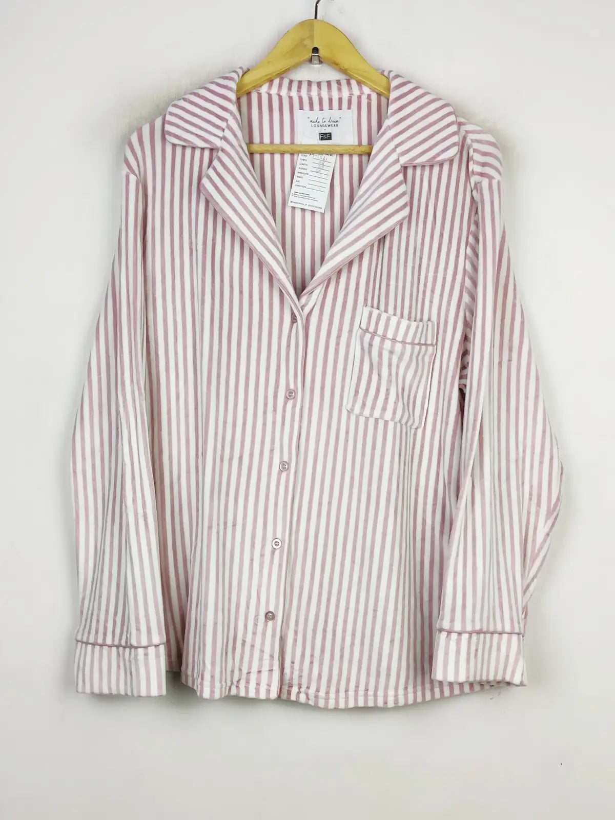 Buy online pre-used pre-loved 100% authentic & Original branded F&F (PJ-1361) available in Pakistan. Top international brands avilable.