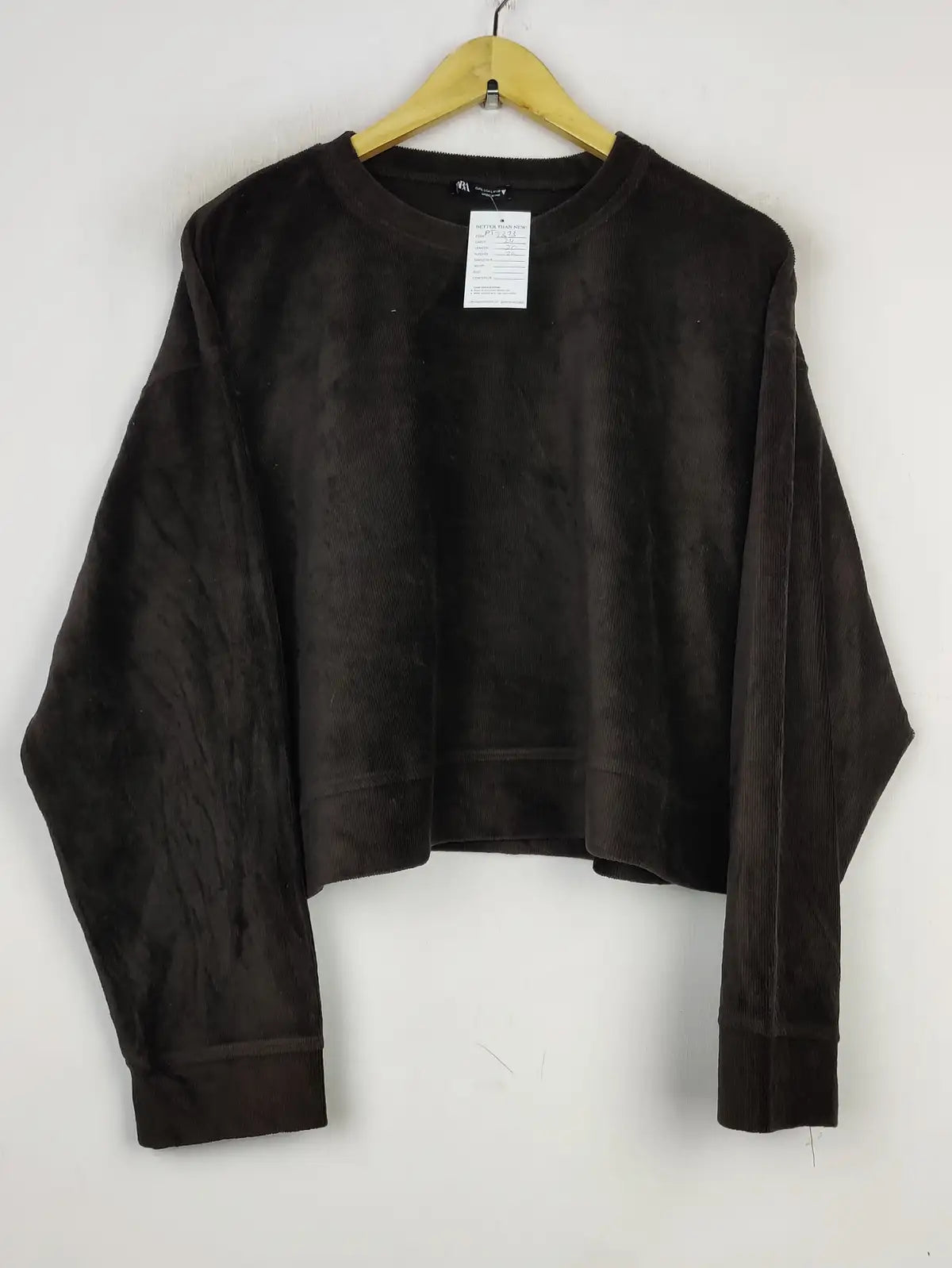 Buy online pre-used pre-loved 100% authentic & Original branded Zara (PJ-1373) available in Pakistan. Top international brands avilable.