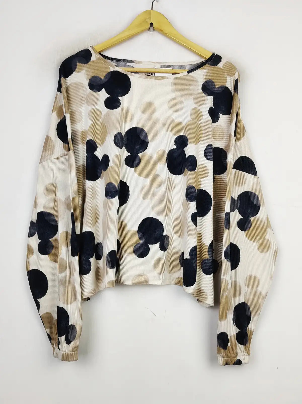 Buy online pre-used pre-loved 100% authentic & Original branded Primark (PJ-1376) available in Pakistan. Top international brands avilable.