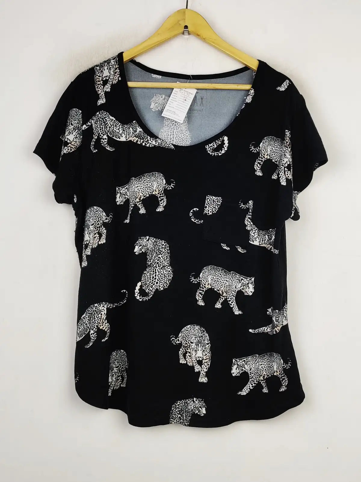 Buy online pre-used pre-loved 100% authentic & Original branded Peacocks (PJ-1378) available in Pakistan. Top international brands avilable.