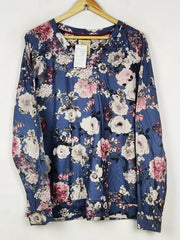 Buy online pre-used pre-loved 100% authentic & Original branded Love To Lounge (PJ-1811) available in Pakistan. Top international brands avilable.