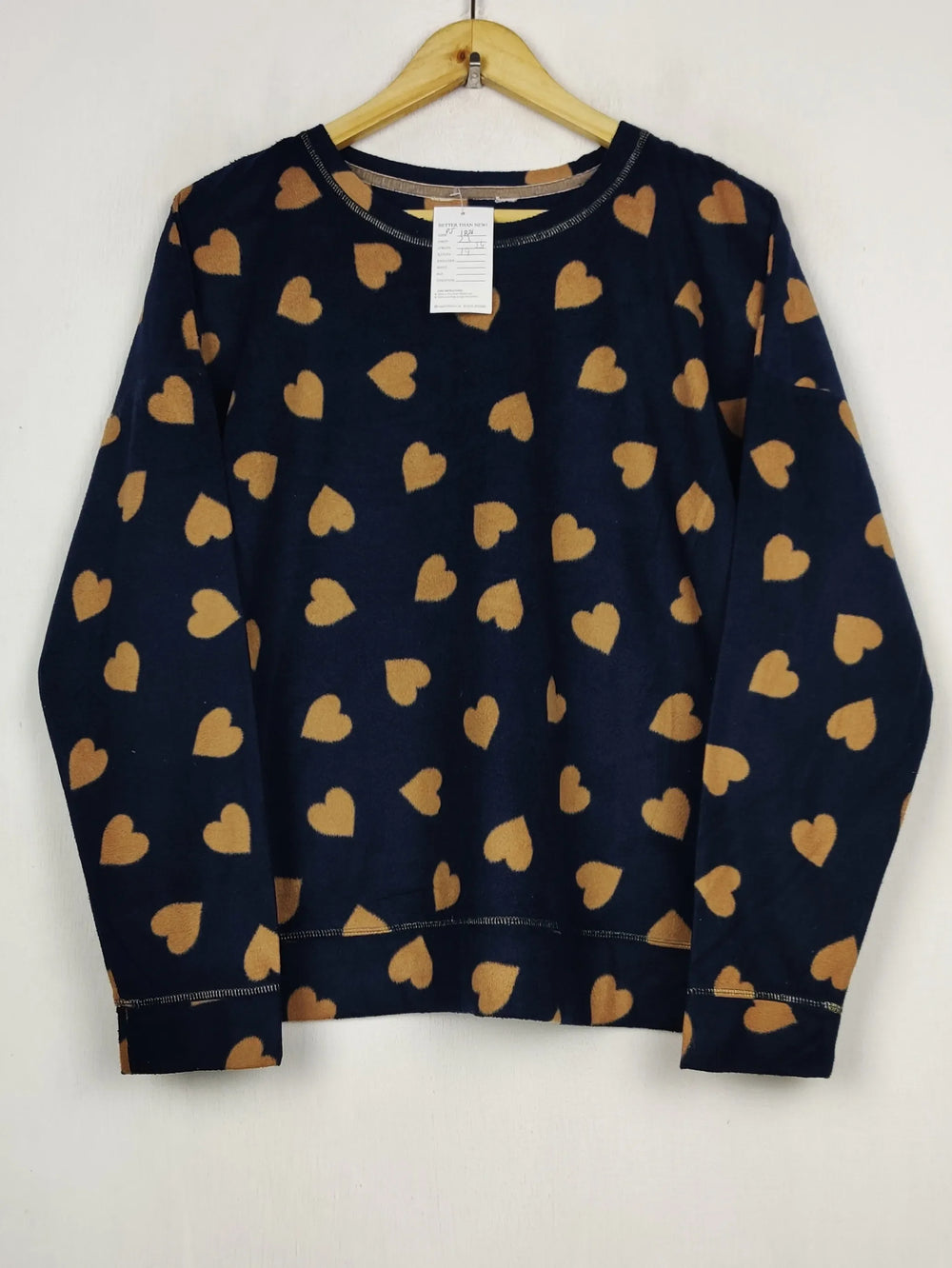 Buy online pre-used pre-loved 100% authentic & Original branded Unknown Brand (PJ-1826) available in Pakistan. Top international brands avilable.