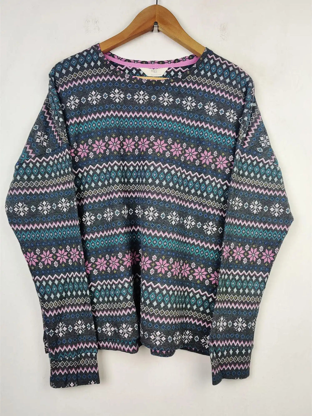 Buy online pre-used pre-loved 100% authentic & Original branded Marks & Spencer (PJ-354) available in Pakistan. Top international brands avilable.