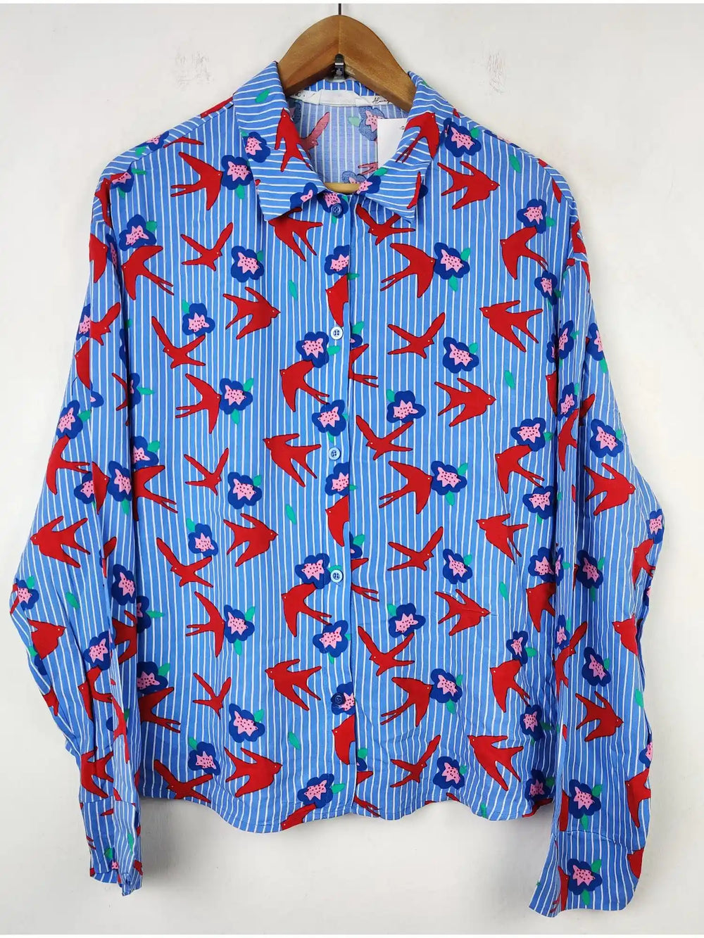 Buy online pre-used pre-loved 100% authentic & Original branded Tu (PJ-381) available in Pakistan. Top international brands avilable.