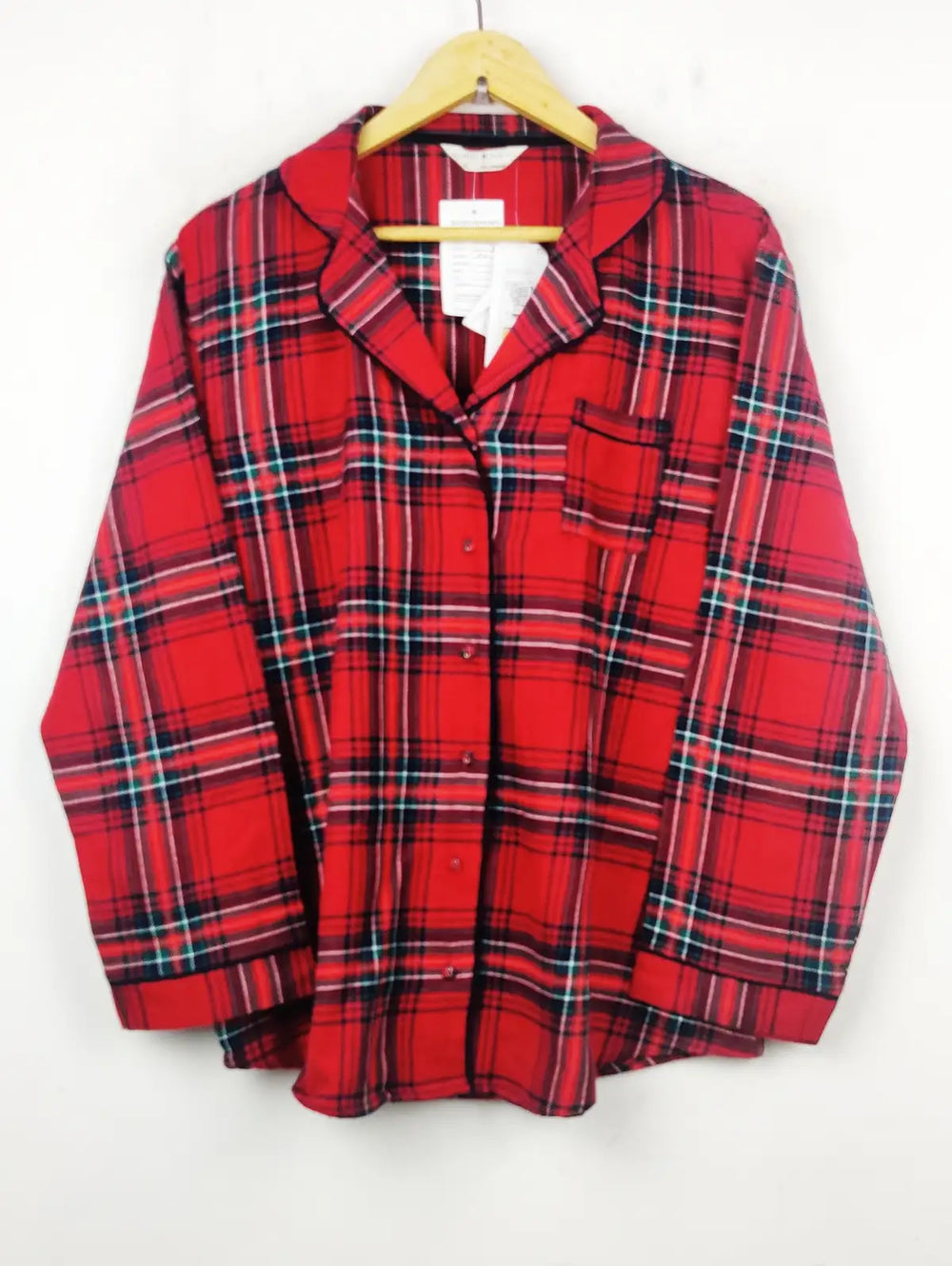 Buy online pre-used pre-loved 100% authentic & Original branded Marks & Spencer (PJ-392) available in Pakistan. Top international brands avilable.