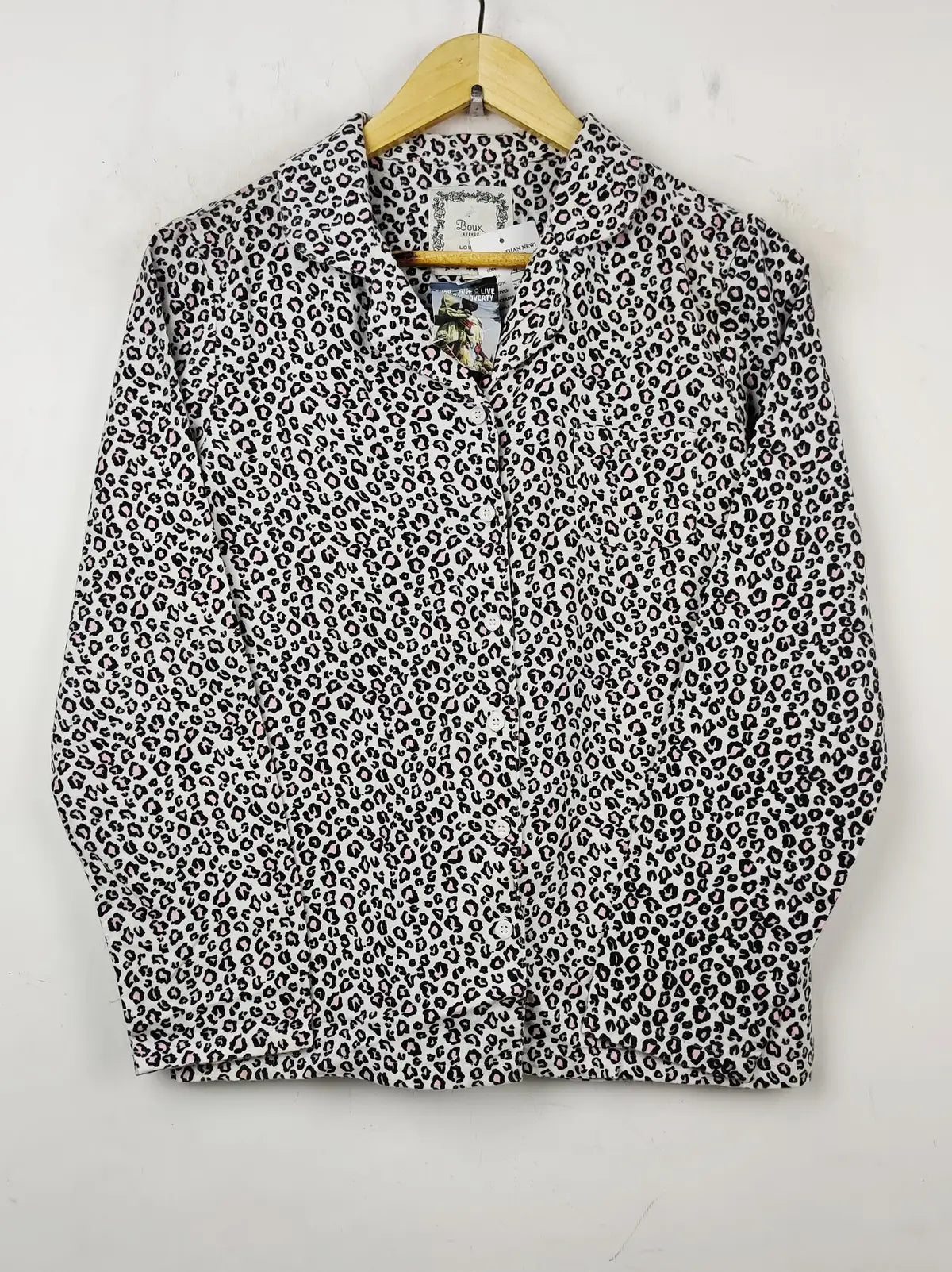 Buy online pre-used pre-loved 100% authentic & Original branded Boux Avenue (PJ-426) available in Pakistan. Top international brands avilable.