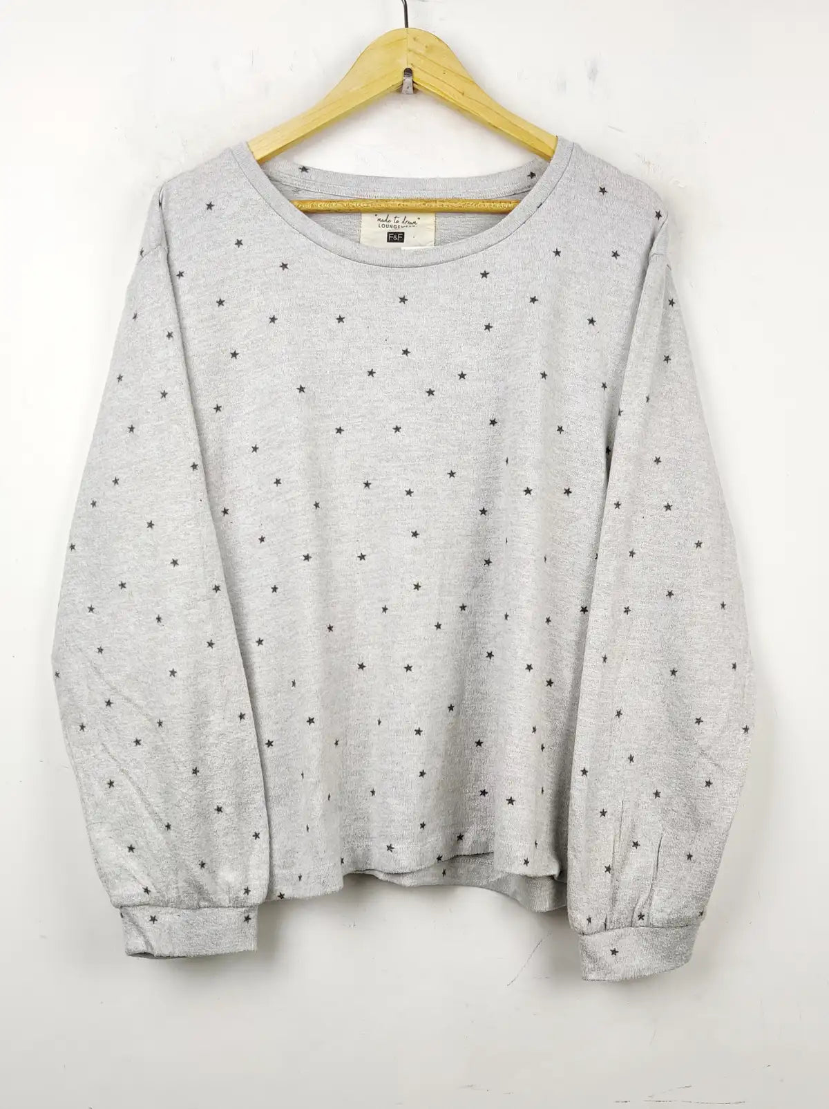 Buy online pre-used pre-loved 100% authentic & Original branded F&F (PJ-474) available in Pakistan. Top international brands avilable.