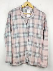 Buy online pre-used pre-loved 100% authentic & Original branded Marks & Spencer (PJ-531) available in Pakistan. Top international brands avilable.
