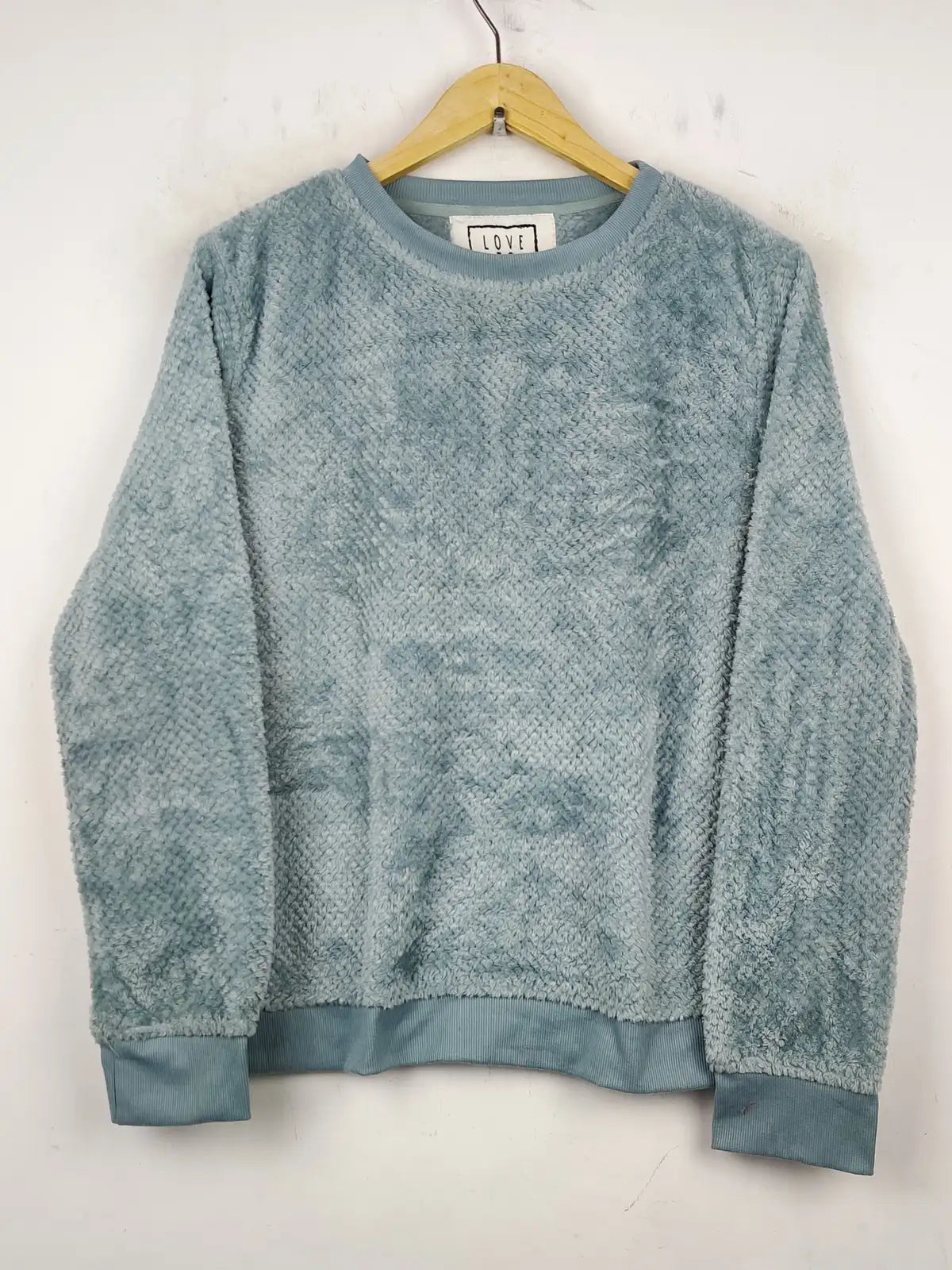 Buy online pre-used pre-loved 100% authentic & Original branded Love To Dream (PJ-579) available in Pakistan. Top international brands avilable.