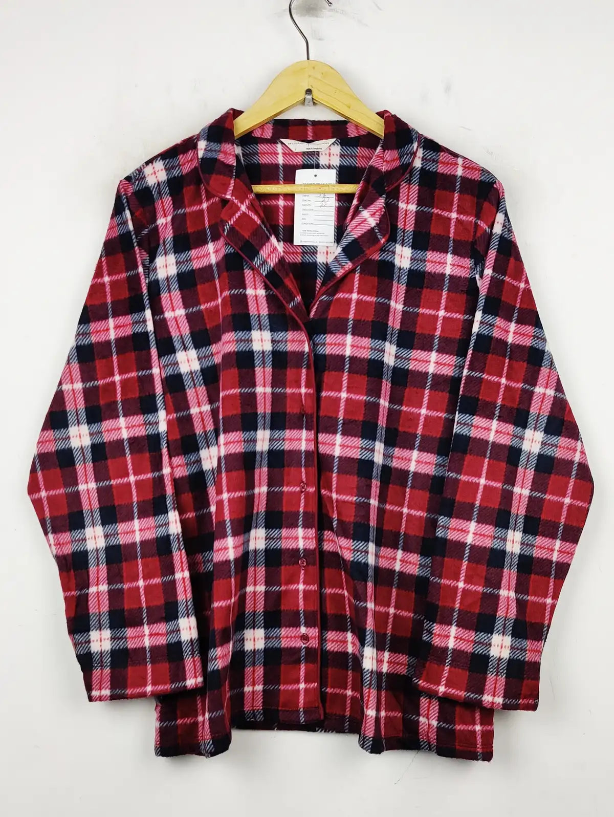 Buy online pre-used pre-loved 100% authentic & Original branded Marks & Spencer (PJ-581) available in Pakistan. Top international brands avilable.