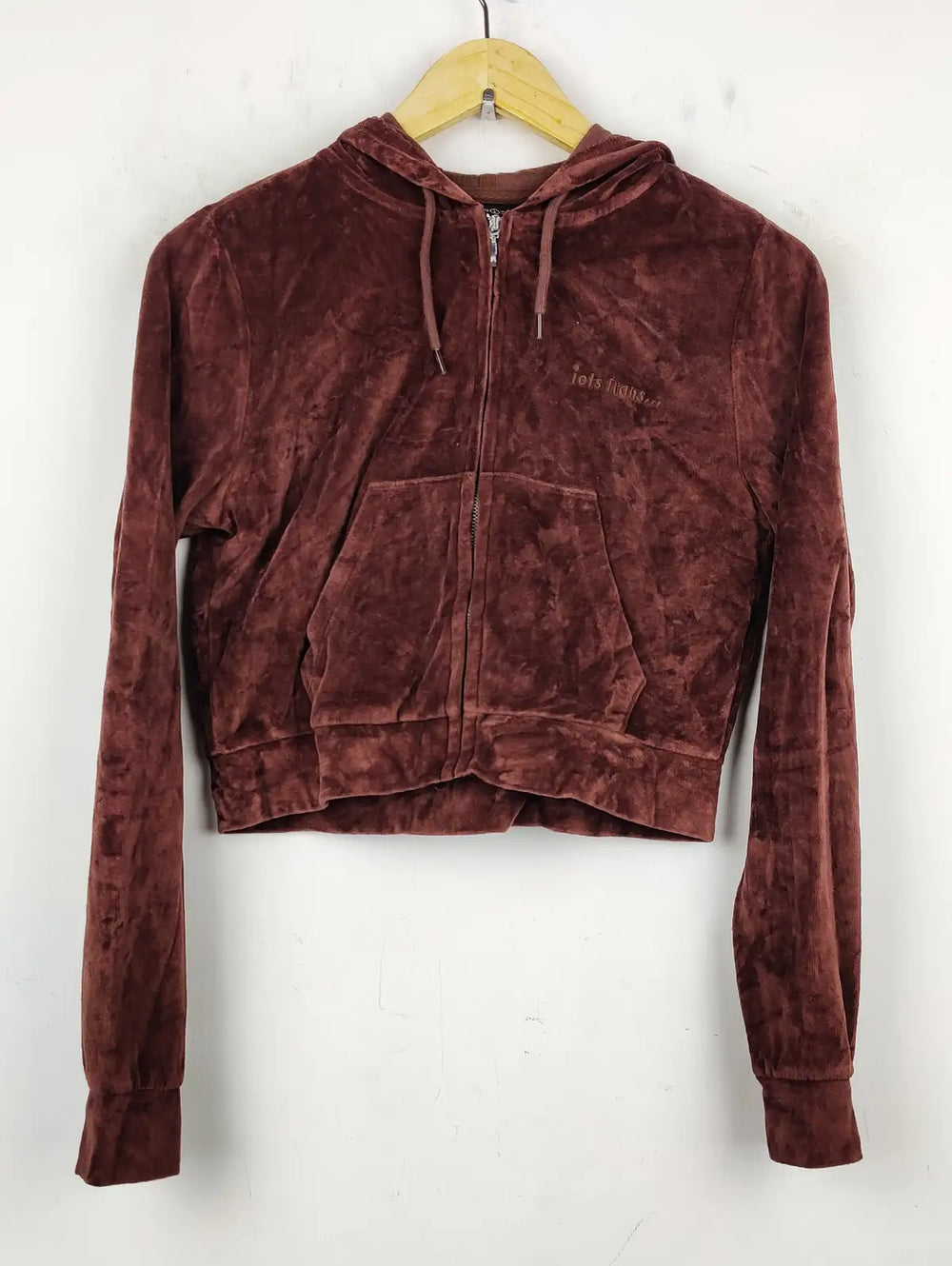 Buy online pre-used pre-loved 100% authentic & Original branded Iets Frans (PJ-618) available in Pakistan. Top international brands avilable.