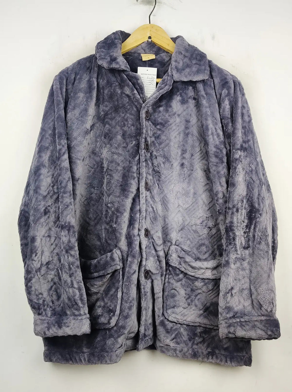 Buy online pre-used pre-loved 100% authentic & Original branded Fenteng (PJ-644) available in Pakistan. Top international brands avilable.