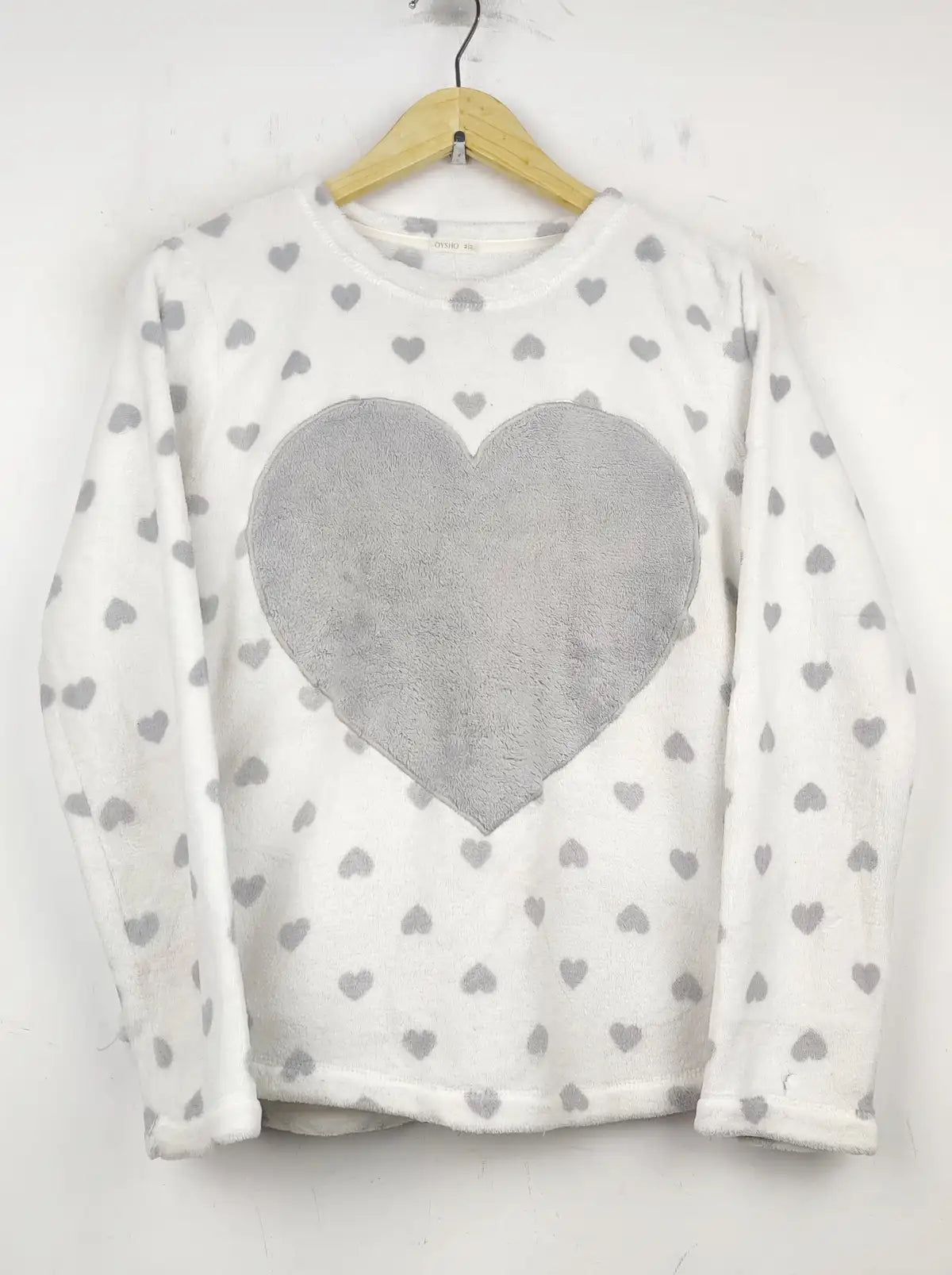 Buy online pre-used pre-loved 100% authentic & Original branded Oysho (PJ-645) available in Pakistan. Top international brands avilable.