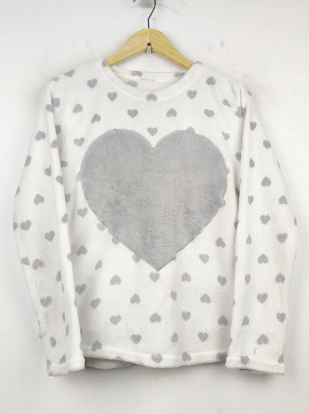 Buy online pre-used pre-loved 100% authentic & Original branded Oysho (PJ-645) available in Pakistan. Top international brands avilable.